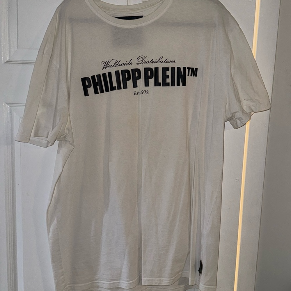 Philipp plein T shirt men’s 4xl however runs small like XL to 2XL